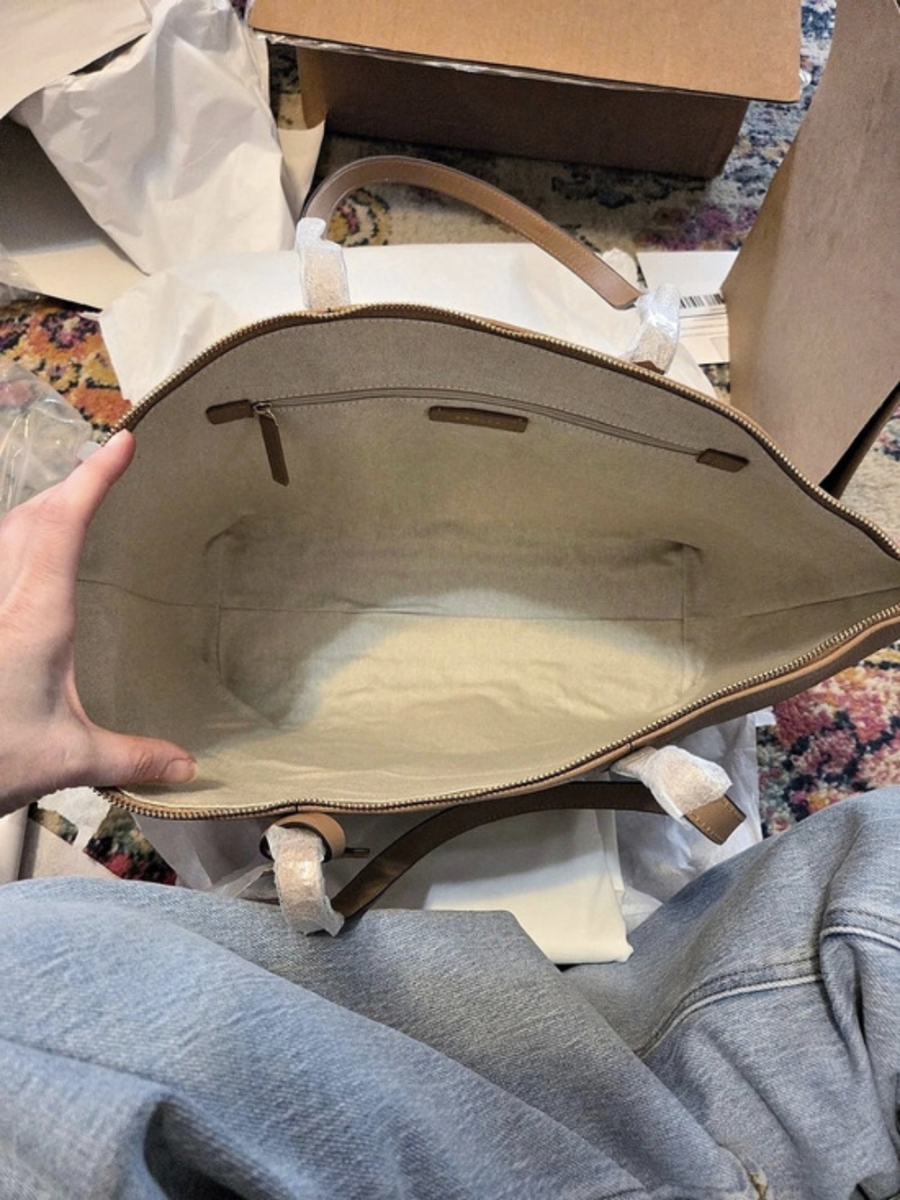 Radley London Lynton Close Large Leather Ziptop Tote In Chai NWT - Picture 5 of 7